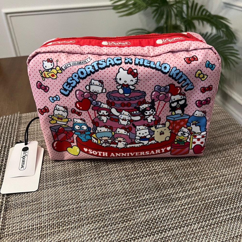 LeSportsac ✖️Hello Kitty pouch
